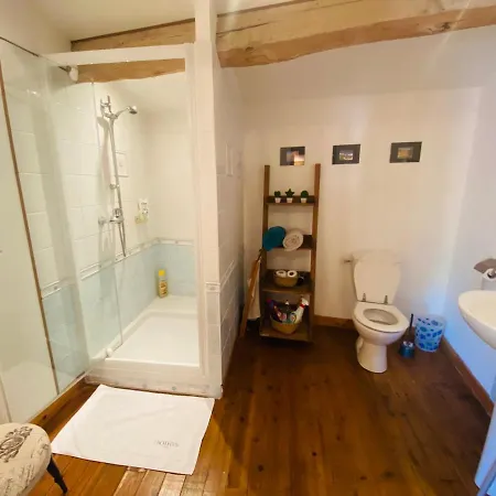 Pensión La Barauderie , Individuelle 3*